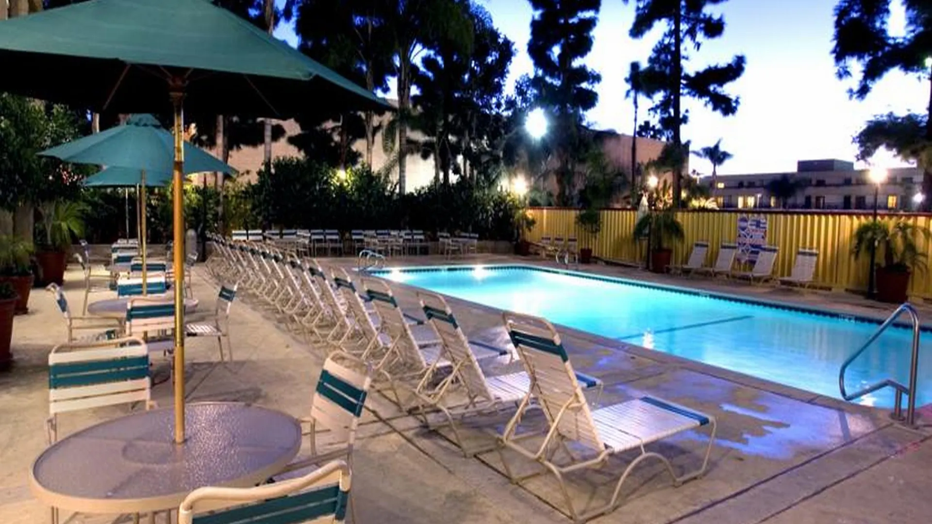 Clarion Hotel Anaheim Resort