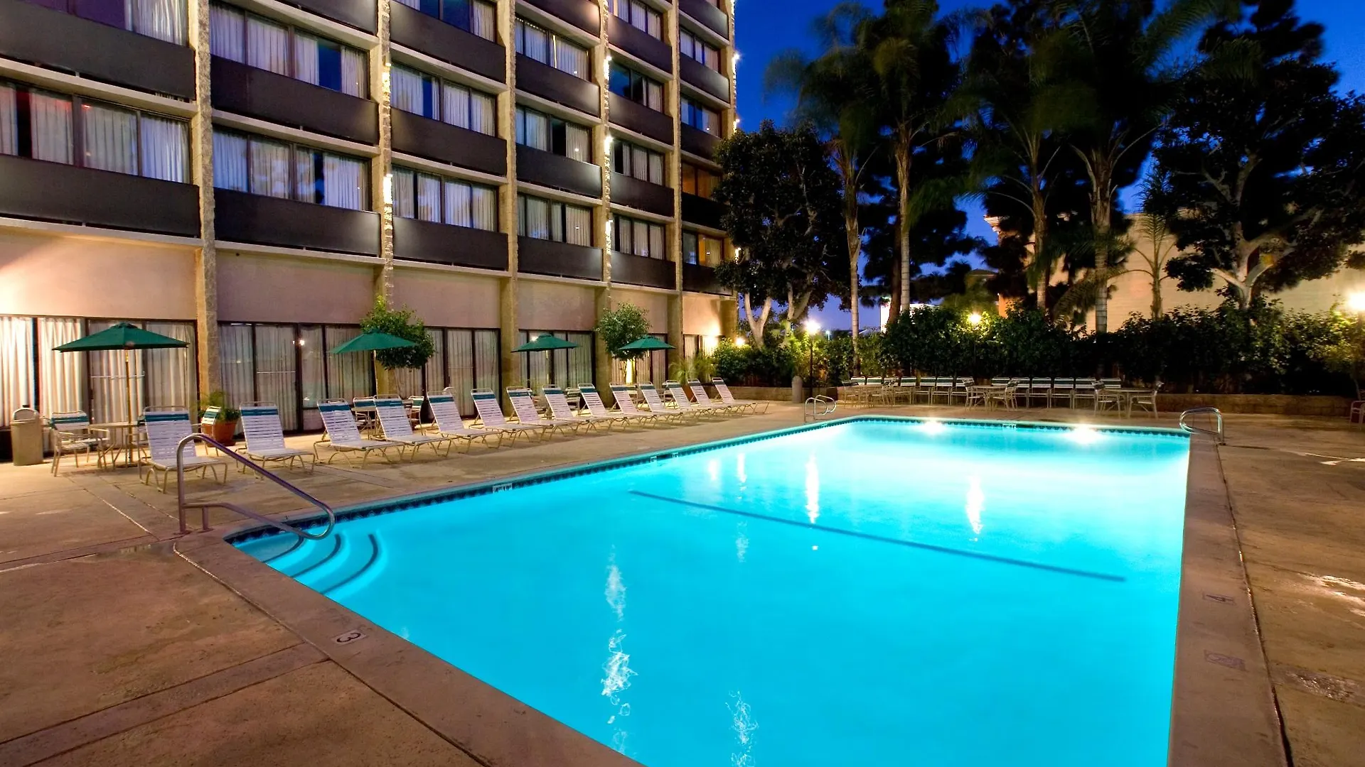 Clarion Hotel Anaheim Resort