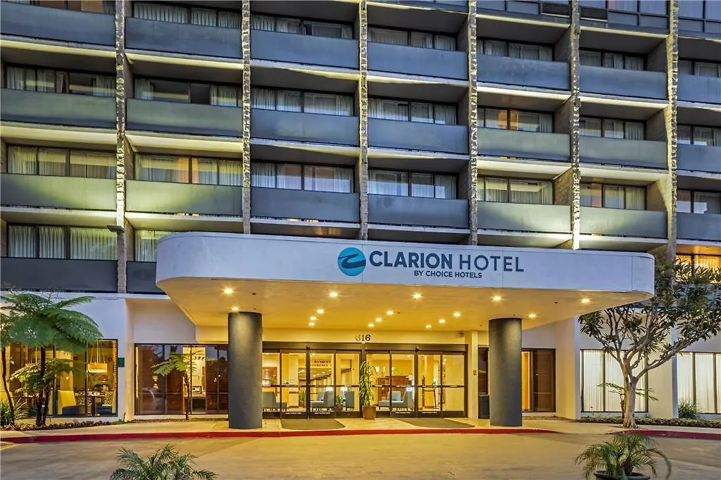 Clarion Hotel Anaheim Resort